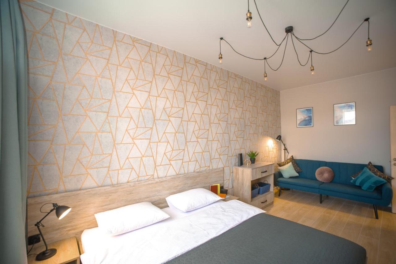 3 Bedroom, 2 Bathroom Apartment Near Forum Leopoli Esterno foto