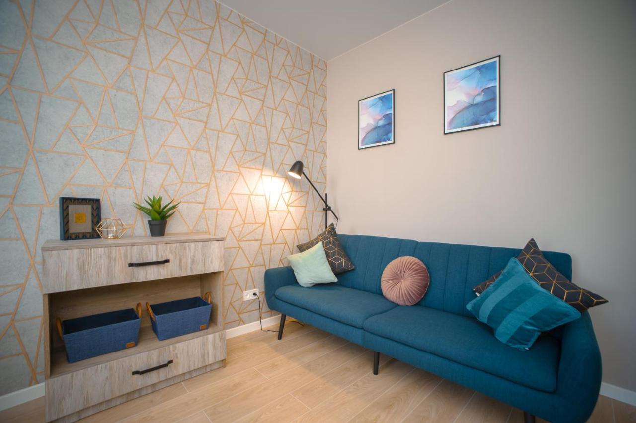 3 Bedroom, 2 Bathroom Apartment Near Forum Leopoli Esterno foto